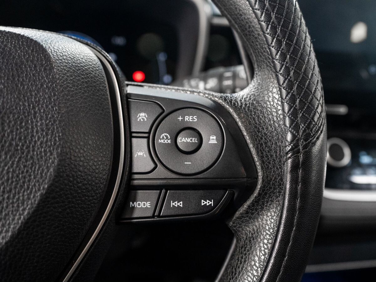 Toyota Frontlander 2023 - фото автомобиля