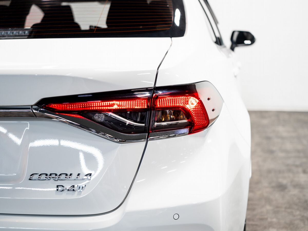 Toyota Corolla 2020 - фото автомобиля