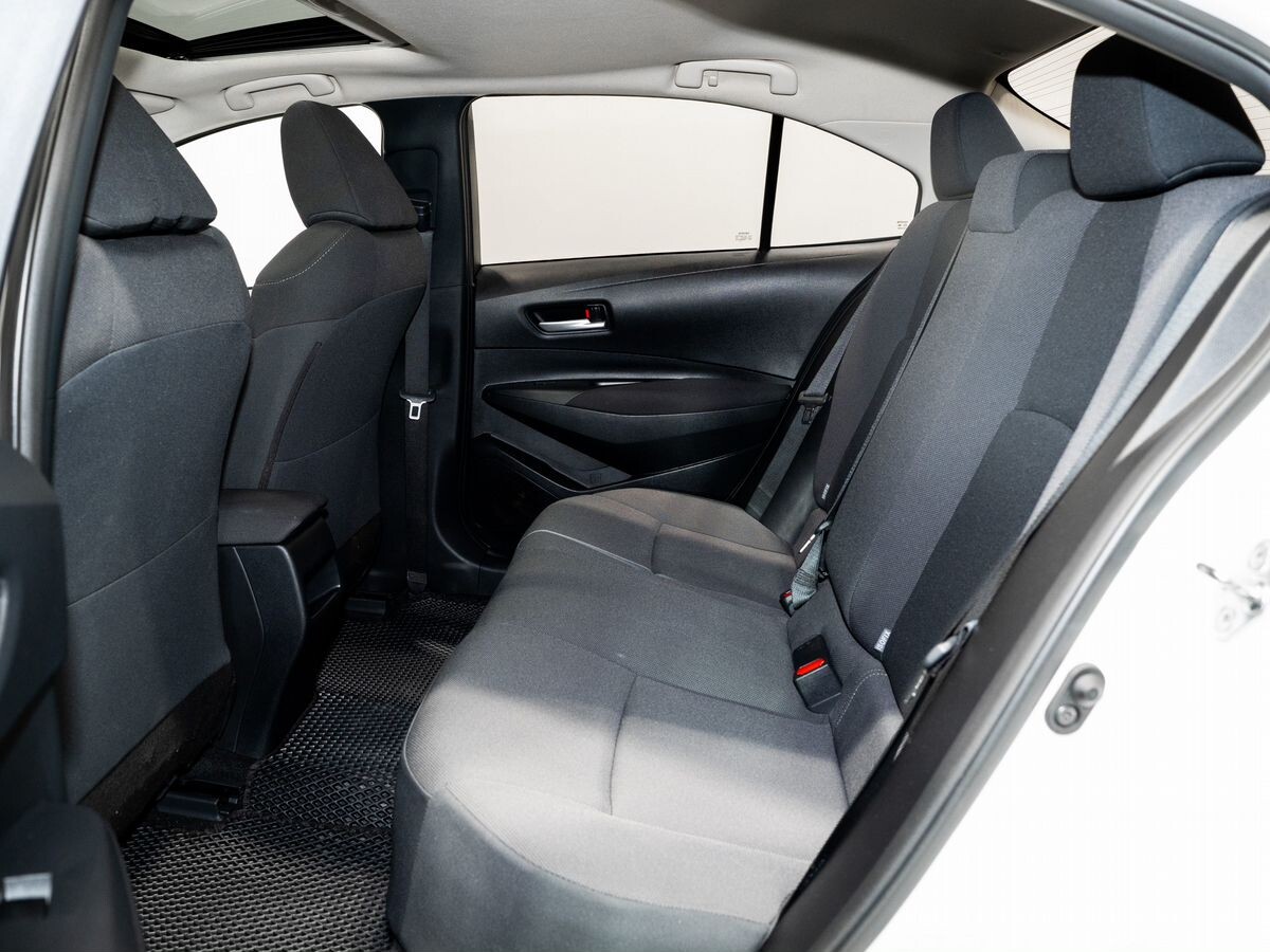 Toyota Corolla 2020 - фото автомобиля