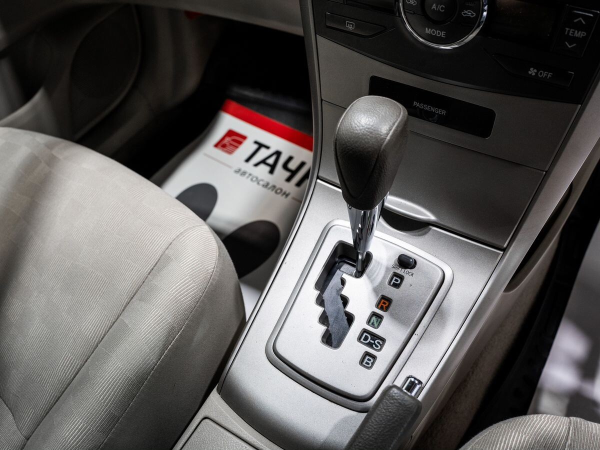 Toyota Corolla Axio 2009 - фото автомобиля