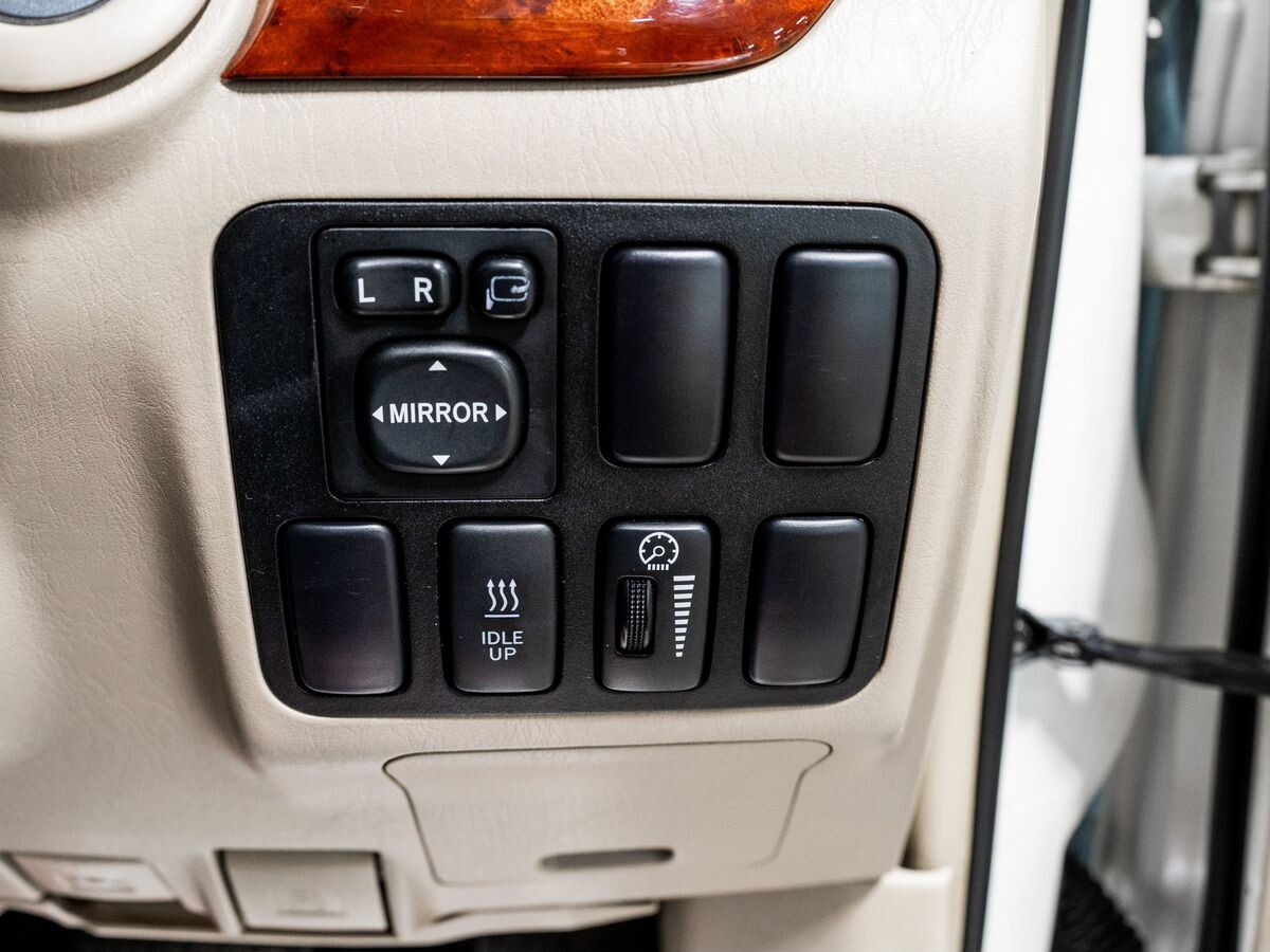 Toyota Land Cruiser Prado 2002 - фото автомобиля