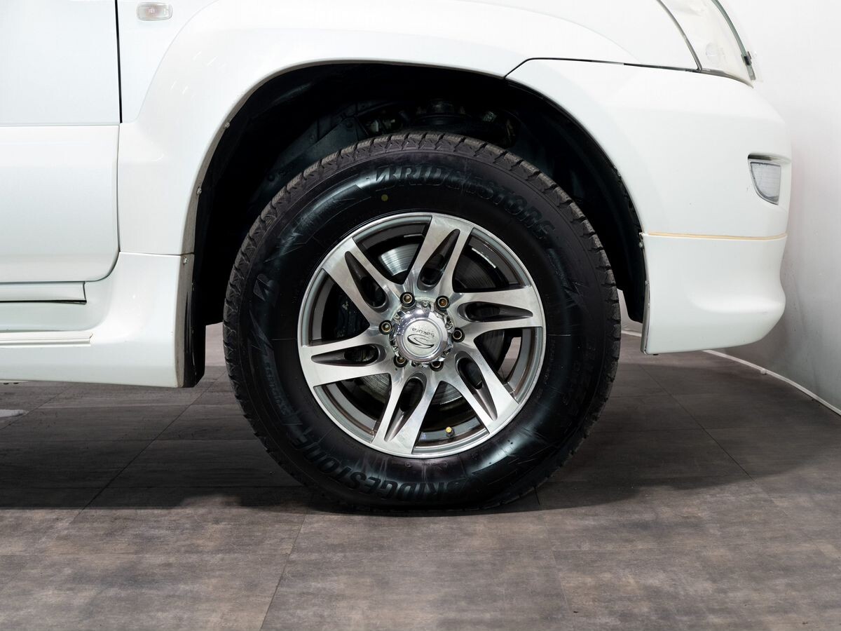Toyota Land Cruiser Prado 2002 - фото автомобиля