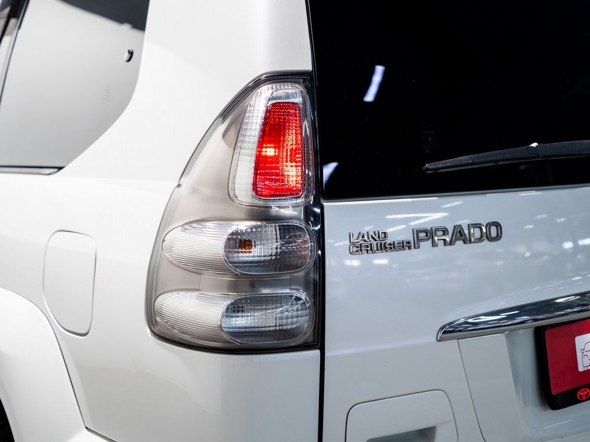 Toyota Land Cruiser Prado 2002 - фото автомобиля