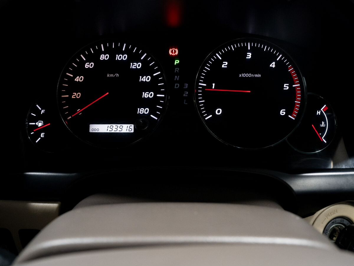 Toyota Land Cruiser Prado 2002 - фото автомобиля