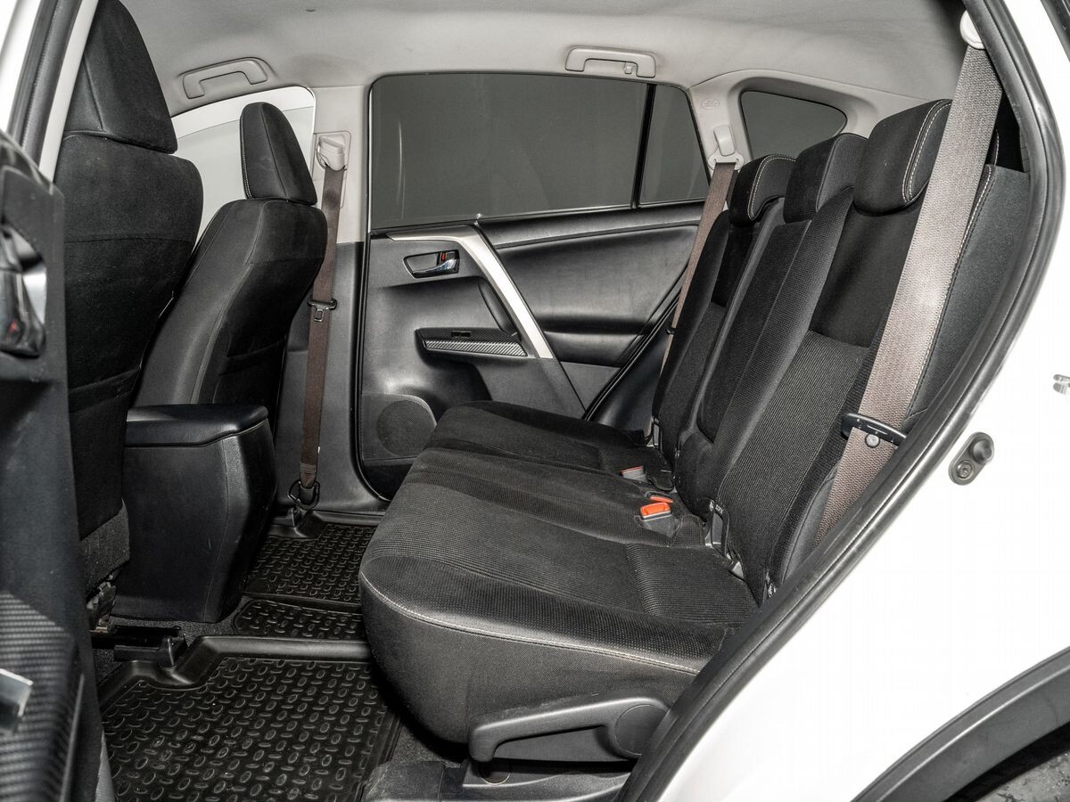 Toyota RAV4 2014 - фото автомобиля