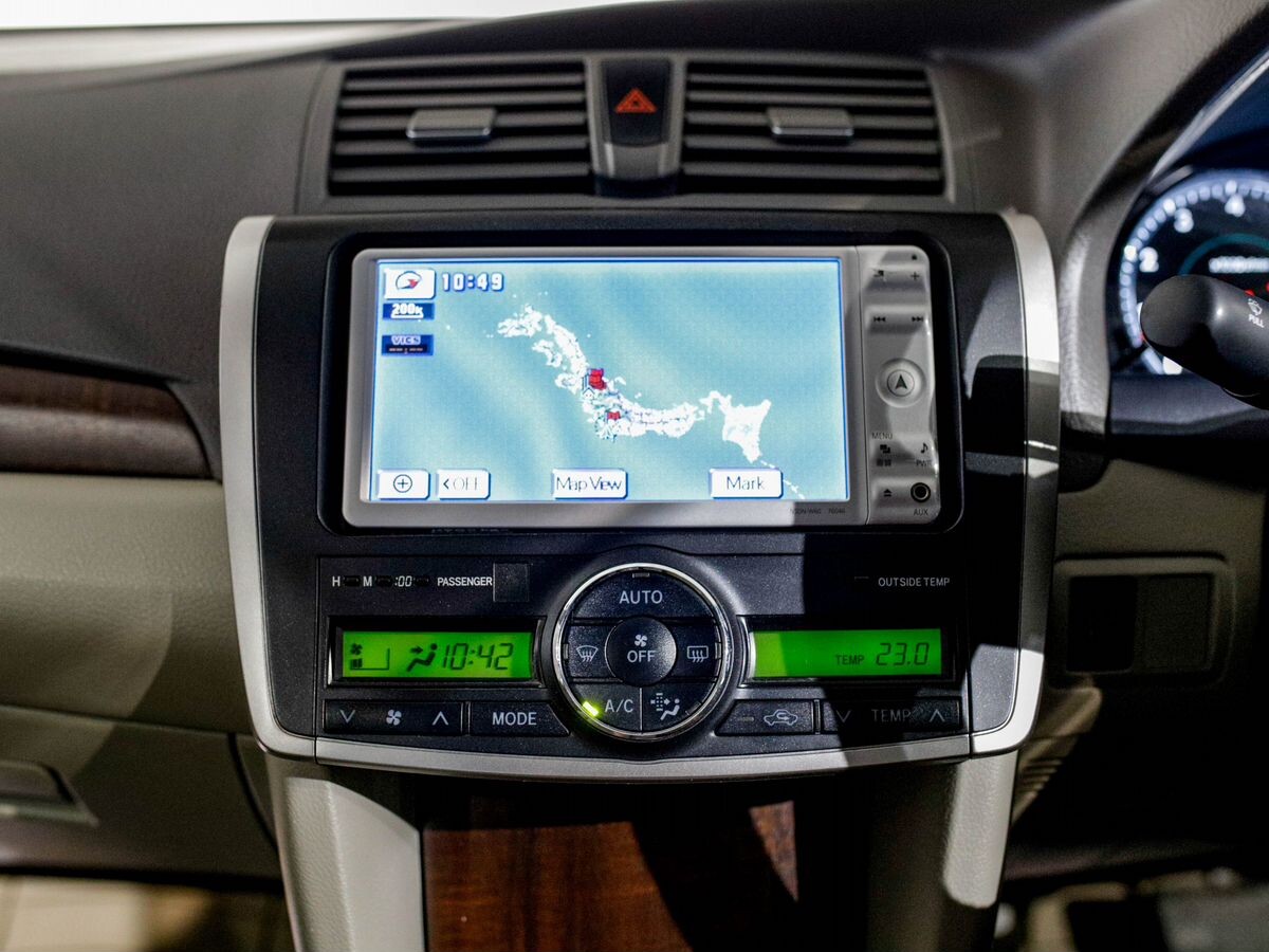 Toyota Premio 2010 - фото автомобиля