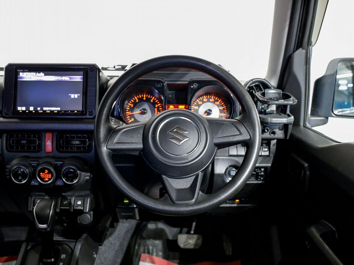 Suzuki Jimny Sierra 2021 - фото автомобиля