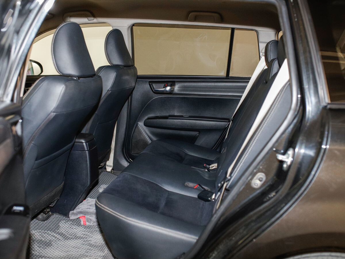 Toyota Corolla Fielder 2014 - фото автомобиля