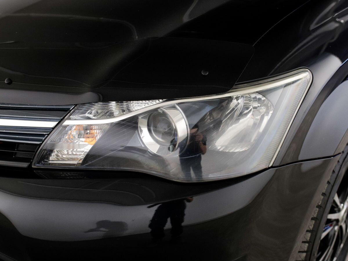 Toyota Corolla Fielder 2014 - фото автомобиля