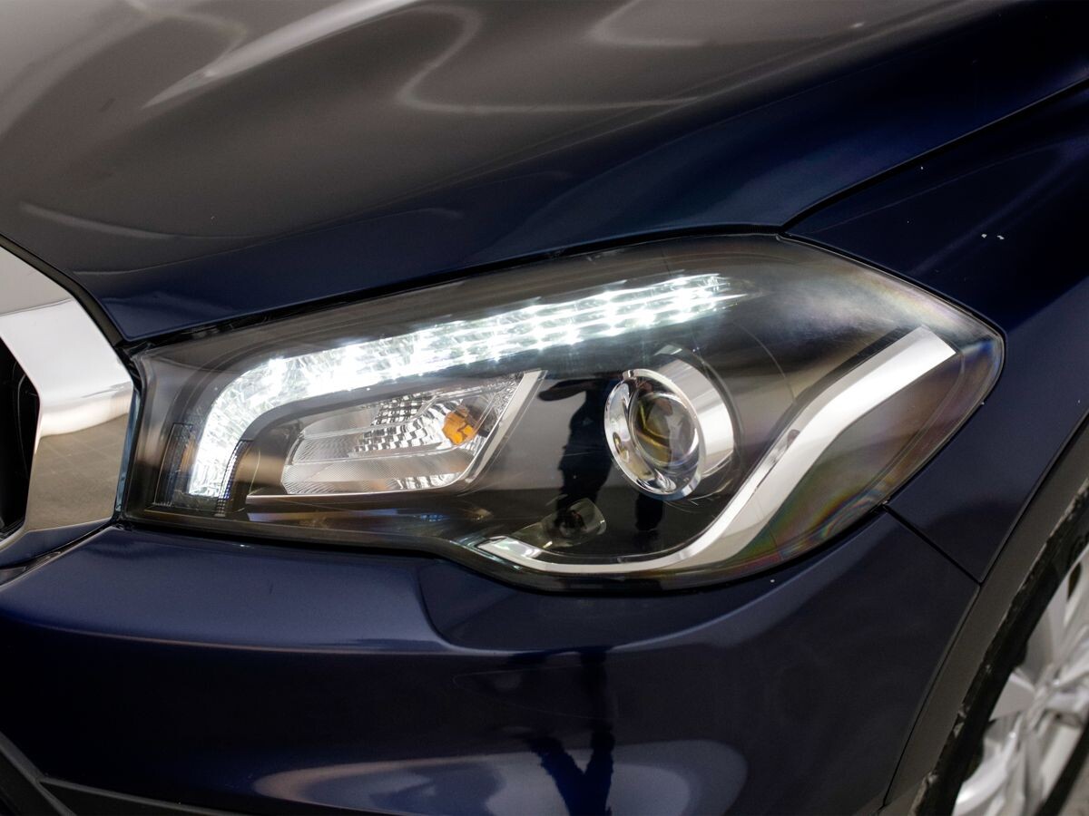 Suzuki SX4 2017 - фото автомобиля