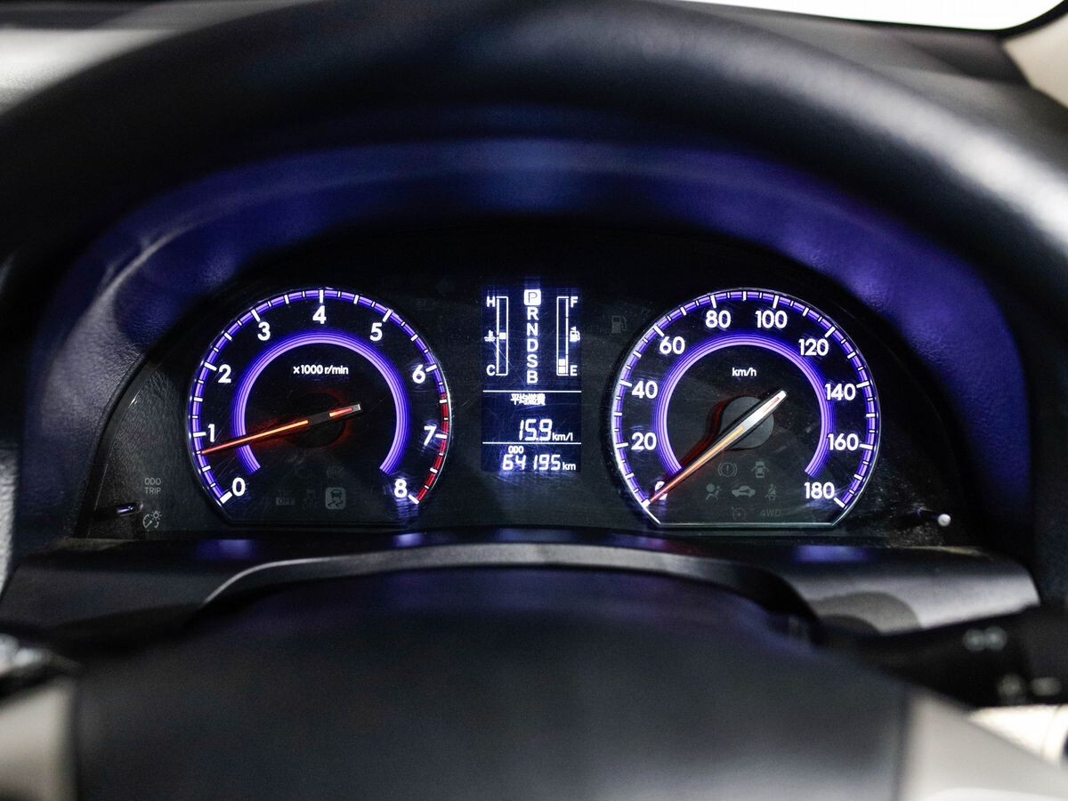 Toyota Premio 2016 - фото автомобиля