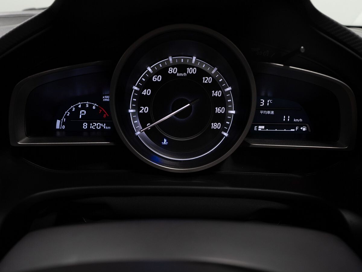 Mazda Axela 2015 - фото автомобиля