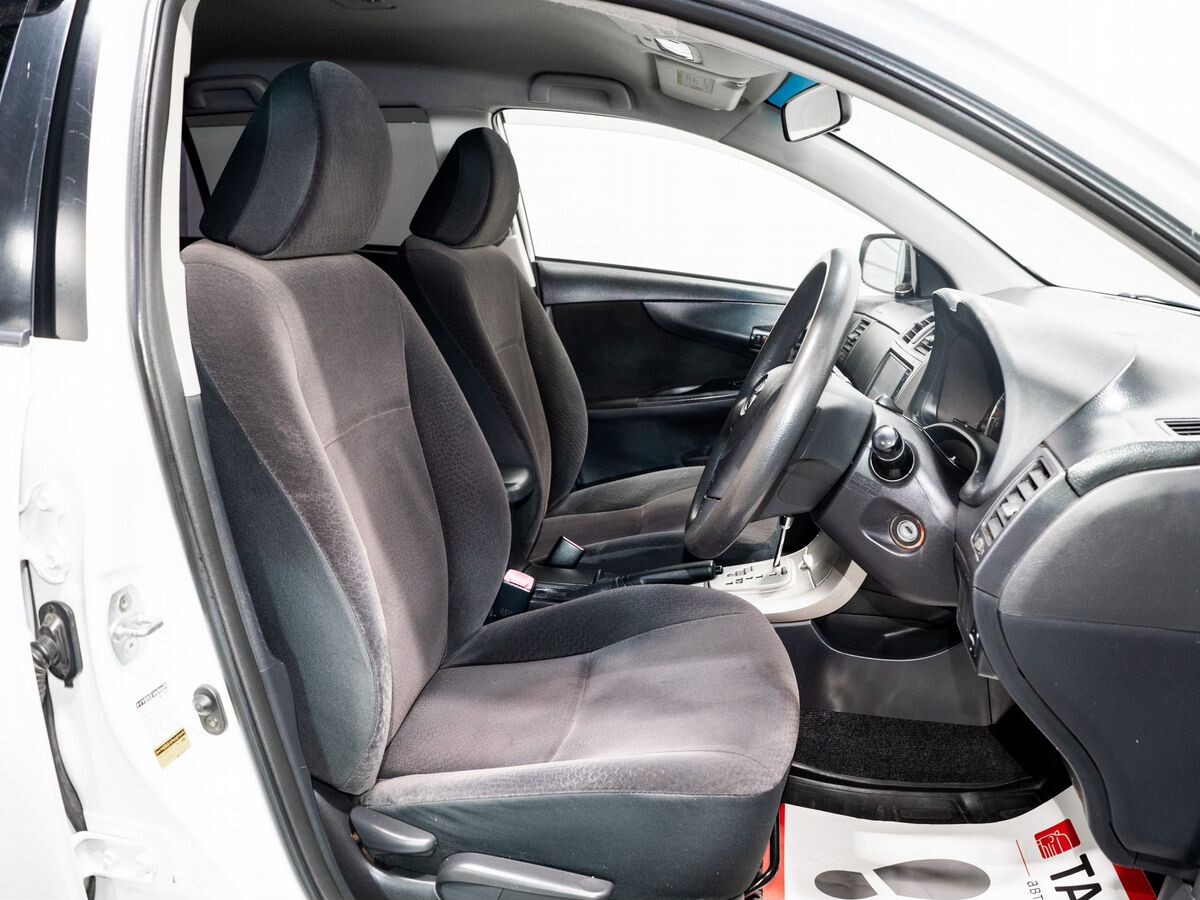 Toyota Corolla Fielder 2011 - фото автомобиля