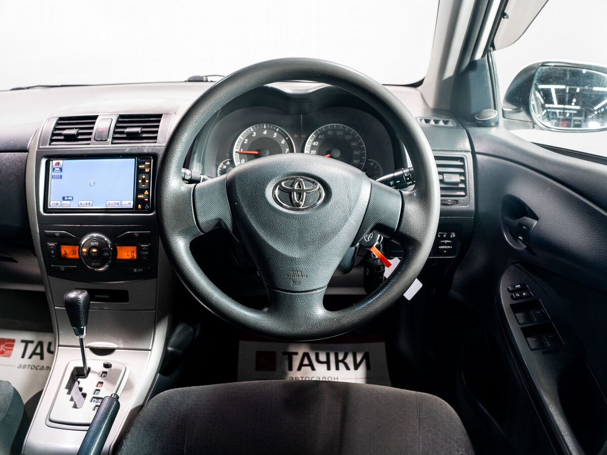 Toyota Corolla Fielder 2011 - фото автомобиля