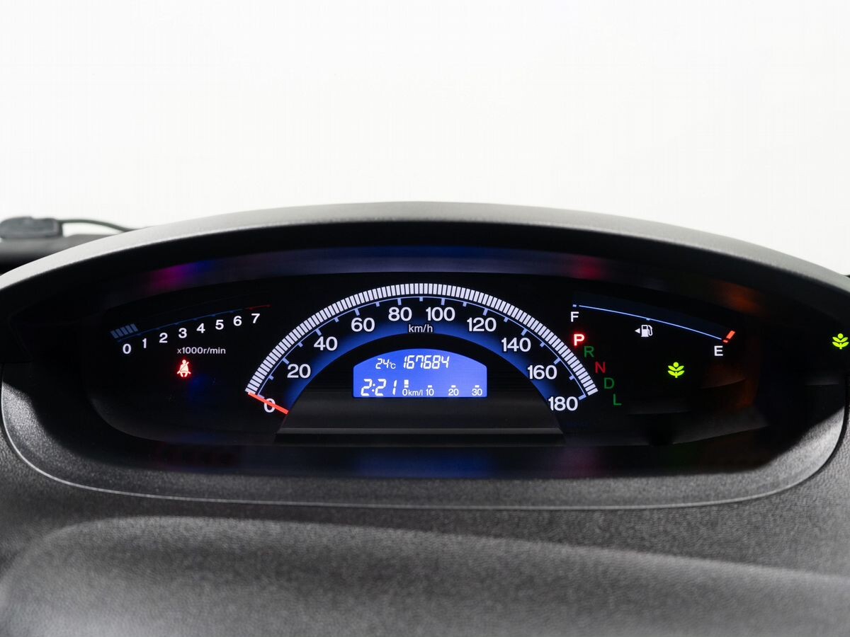 Honda Freed 2012 - фото автомобиля