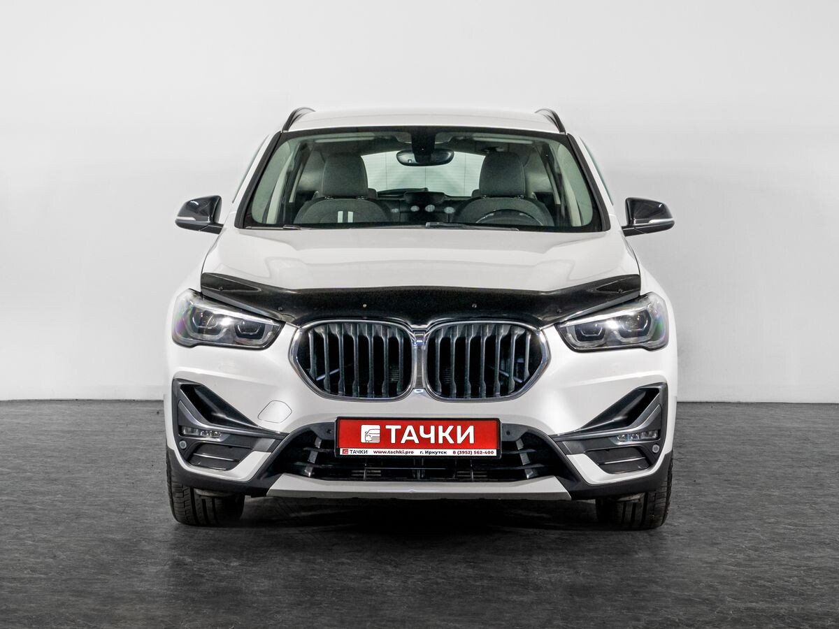BMW X1 2021 - фото автомобиля