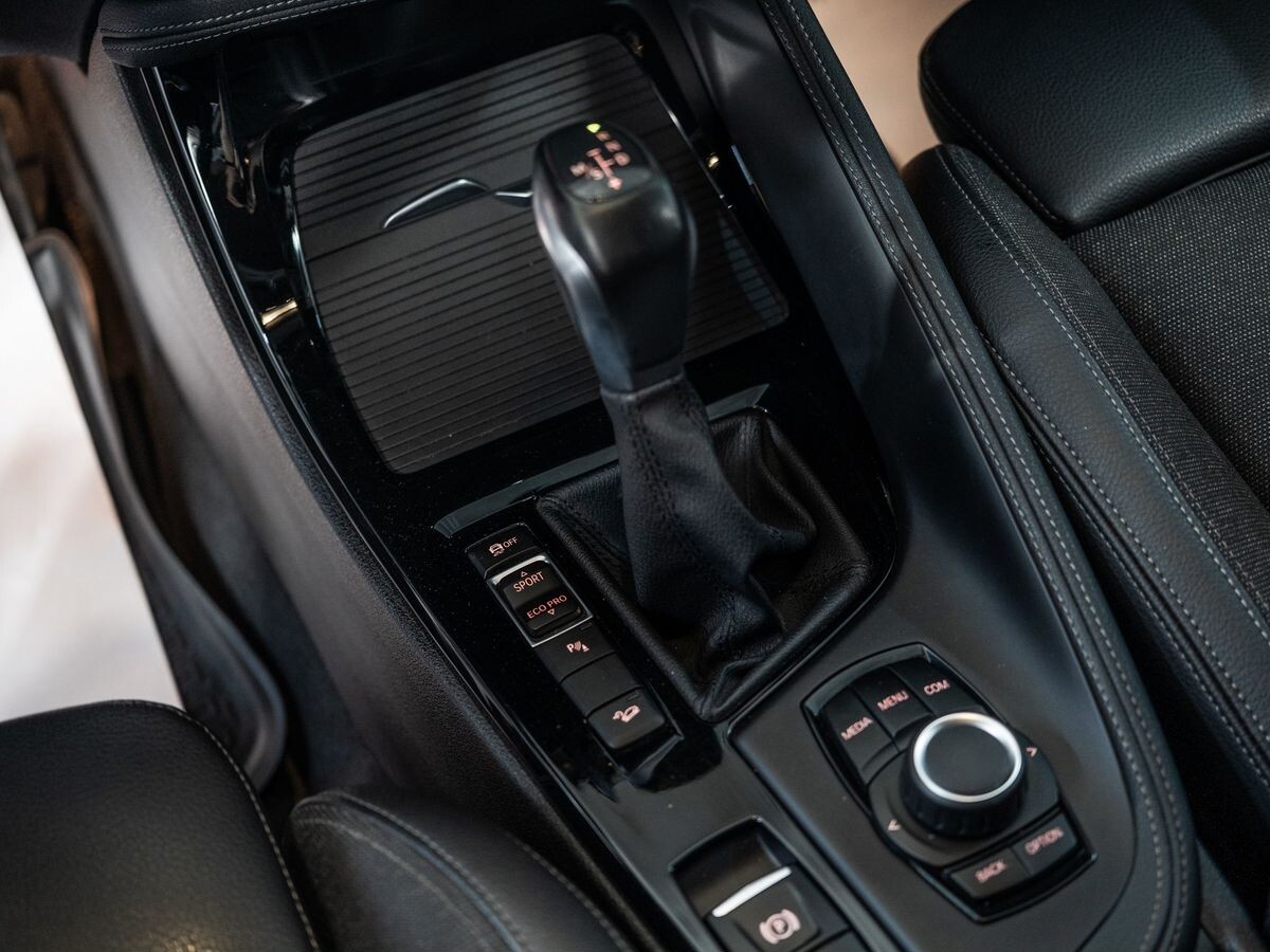 BMW X1 2021 - фото автомобиля