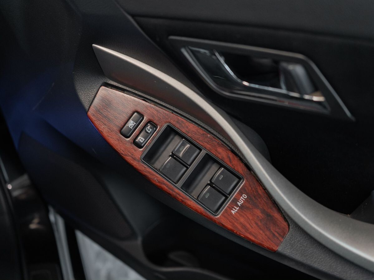 Toyota Allion 2010 - фото автомобиля