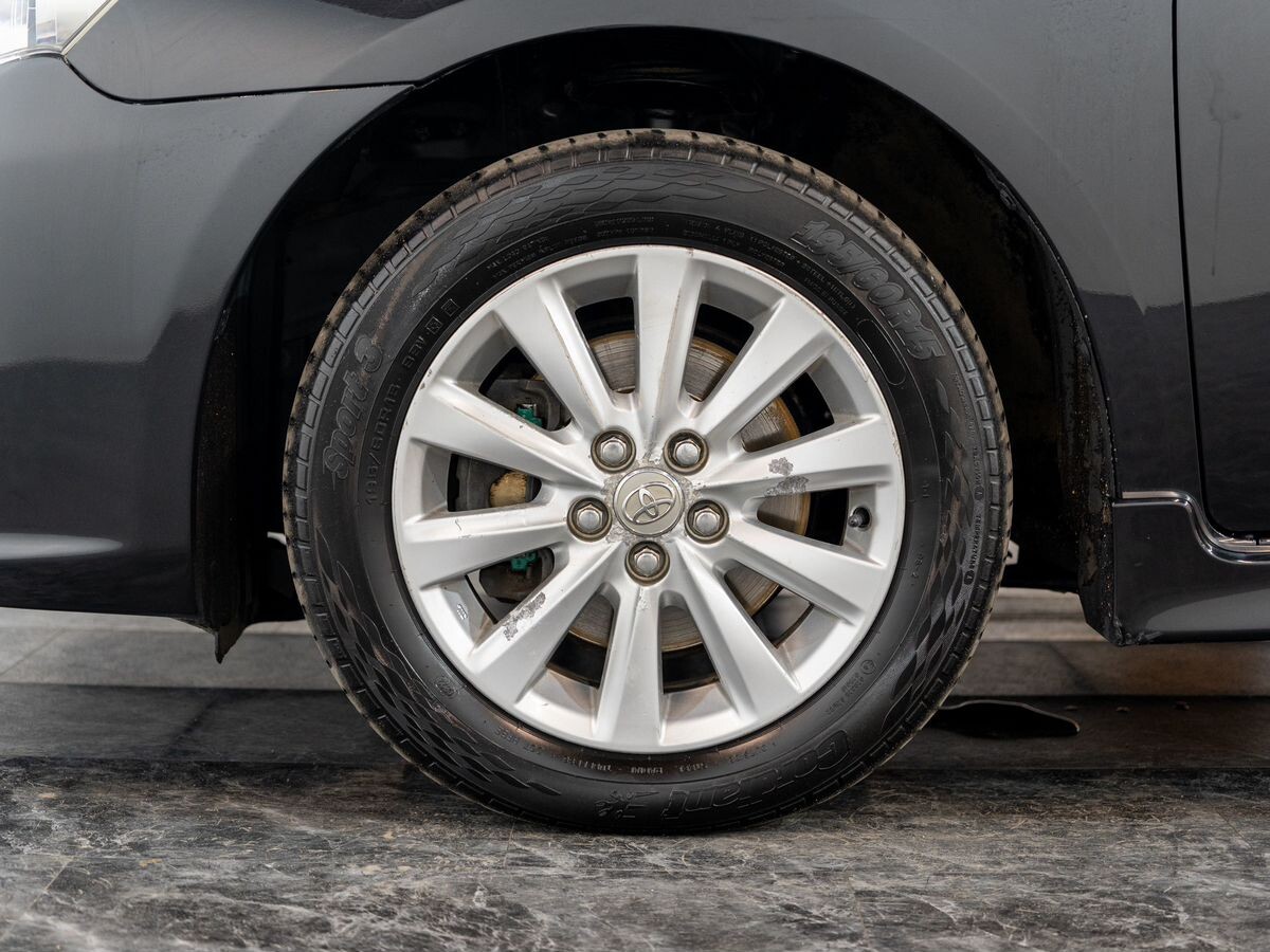 Toyota Allion 2010 - фото автомобиля
