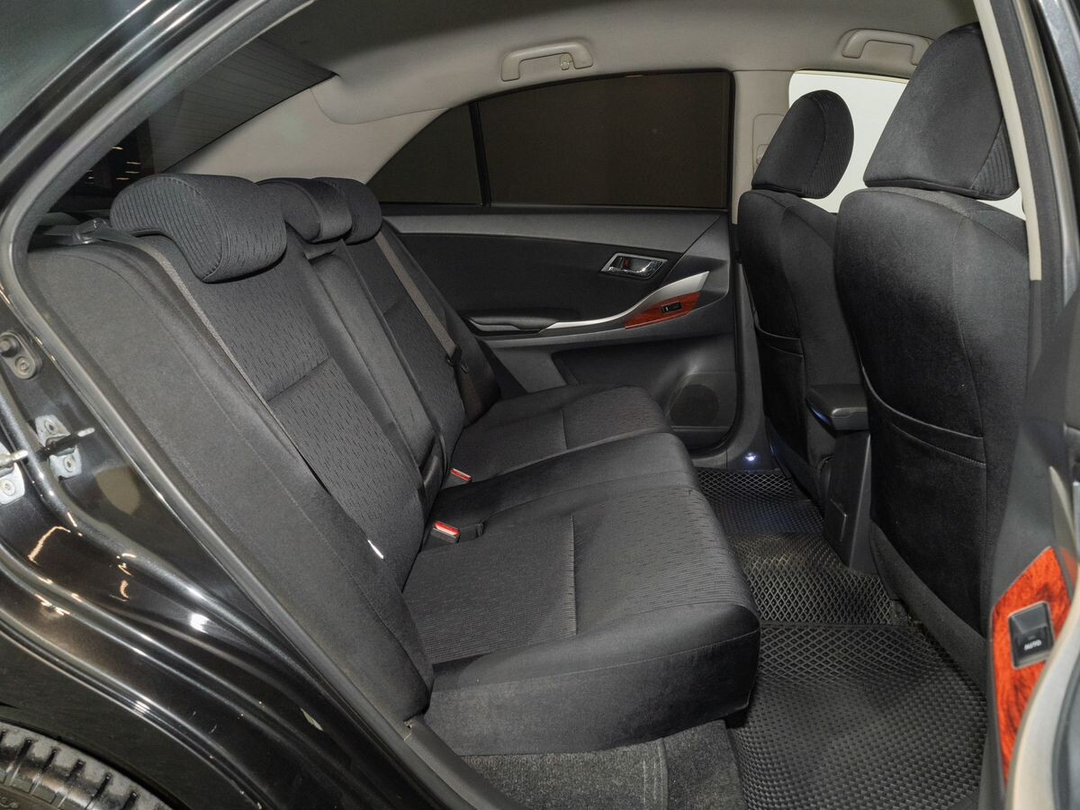 Toyota Allion 2010 - фото автомобиля