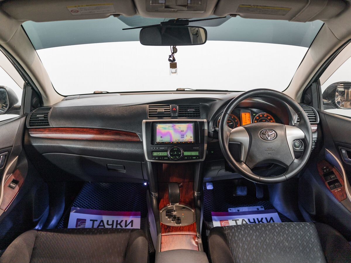 Toyota Allion 2010 - фото автомобиля