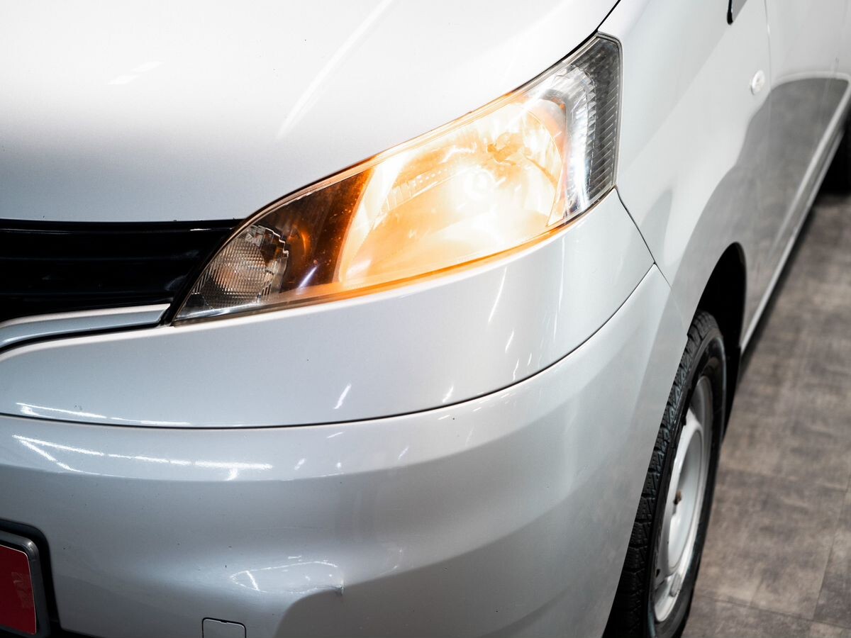 Nissan NV200 2014 - фото автомобиля