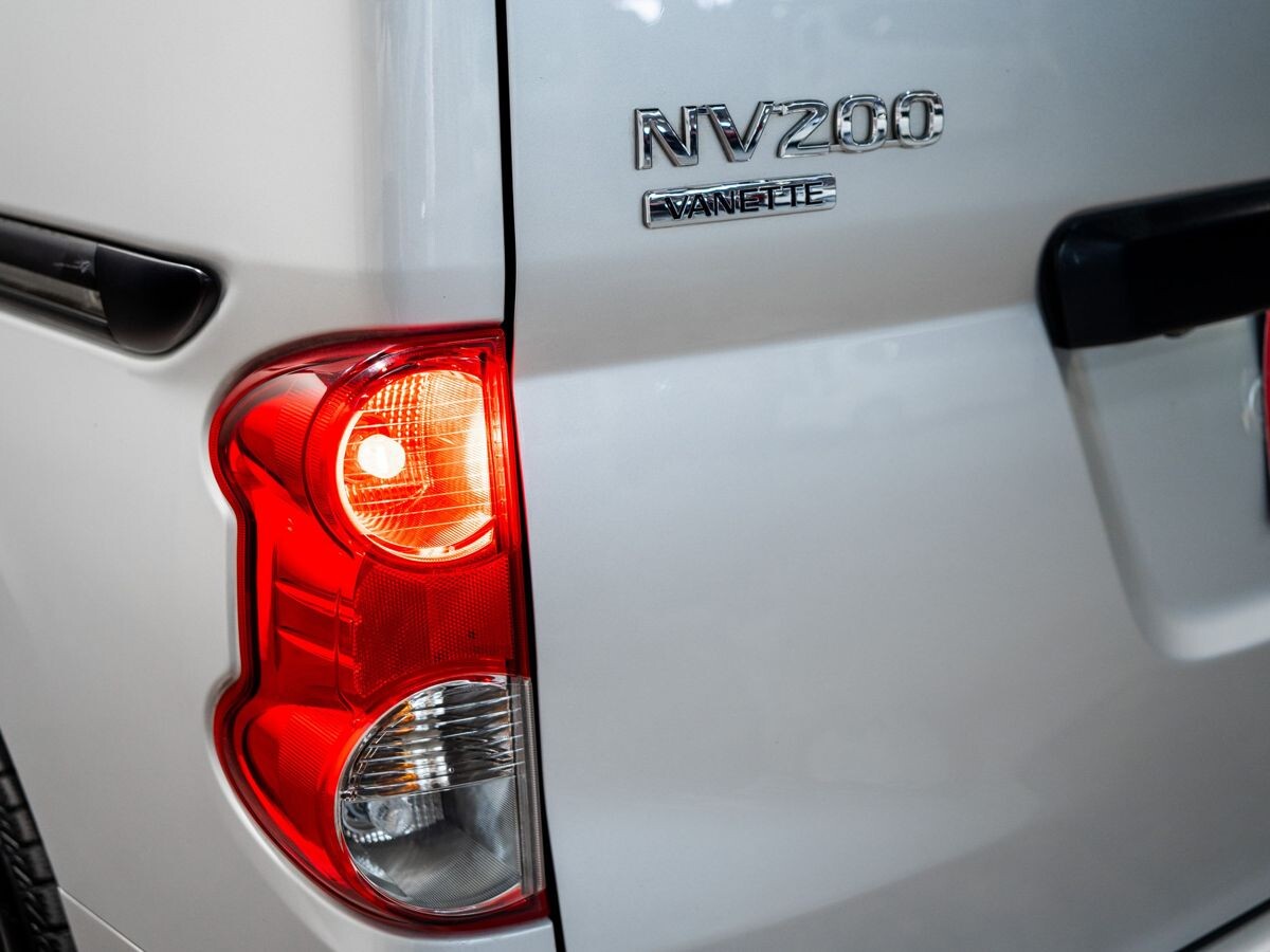 Nissan NV200 2014 - фото автомобиля