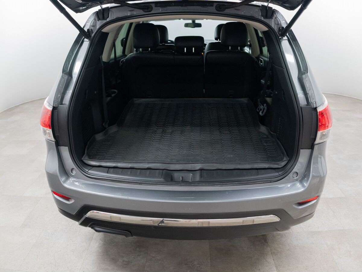 Nissan Pathfinder 2015 - фото автомобиля