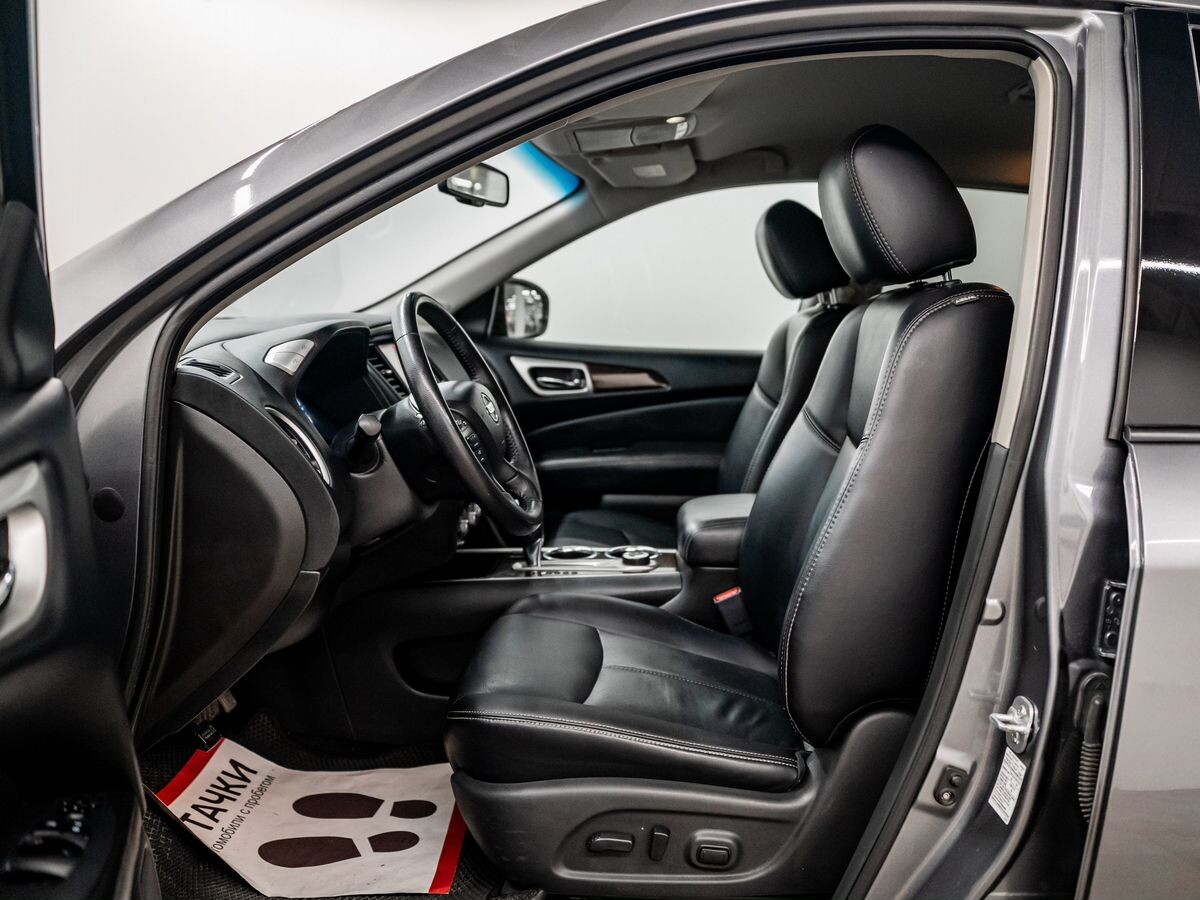 Nissan Pathfinder 2015 - фото автомобиля