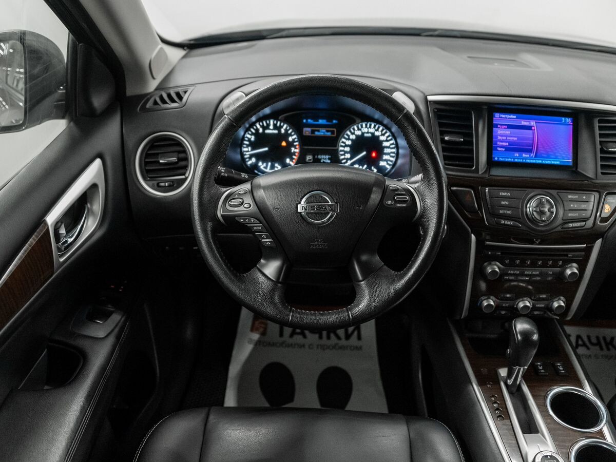 Nissan Pathfinder 2015 - фото автомобиля