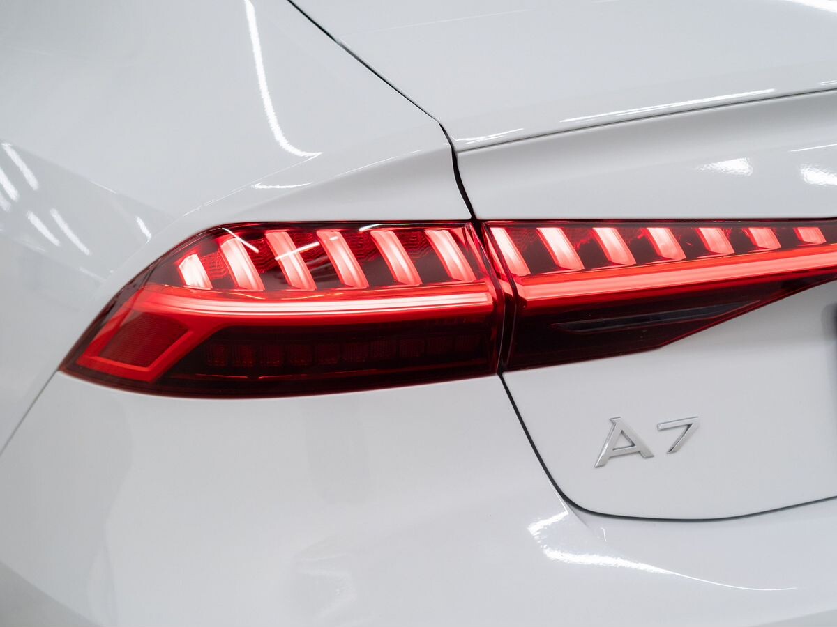 Audi A7 2020 - фото автомобиля