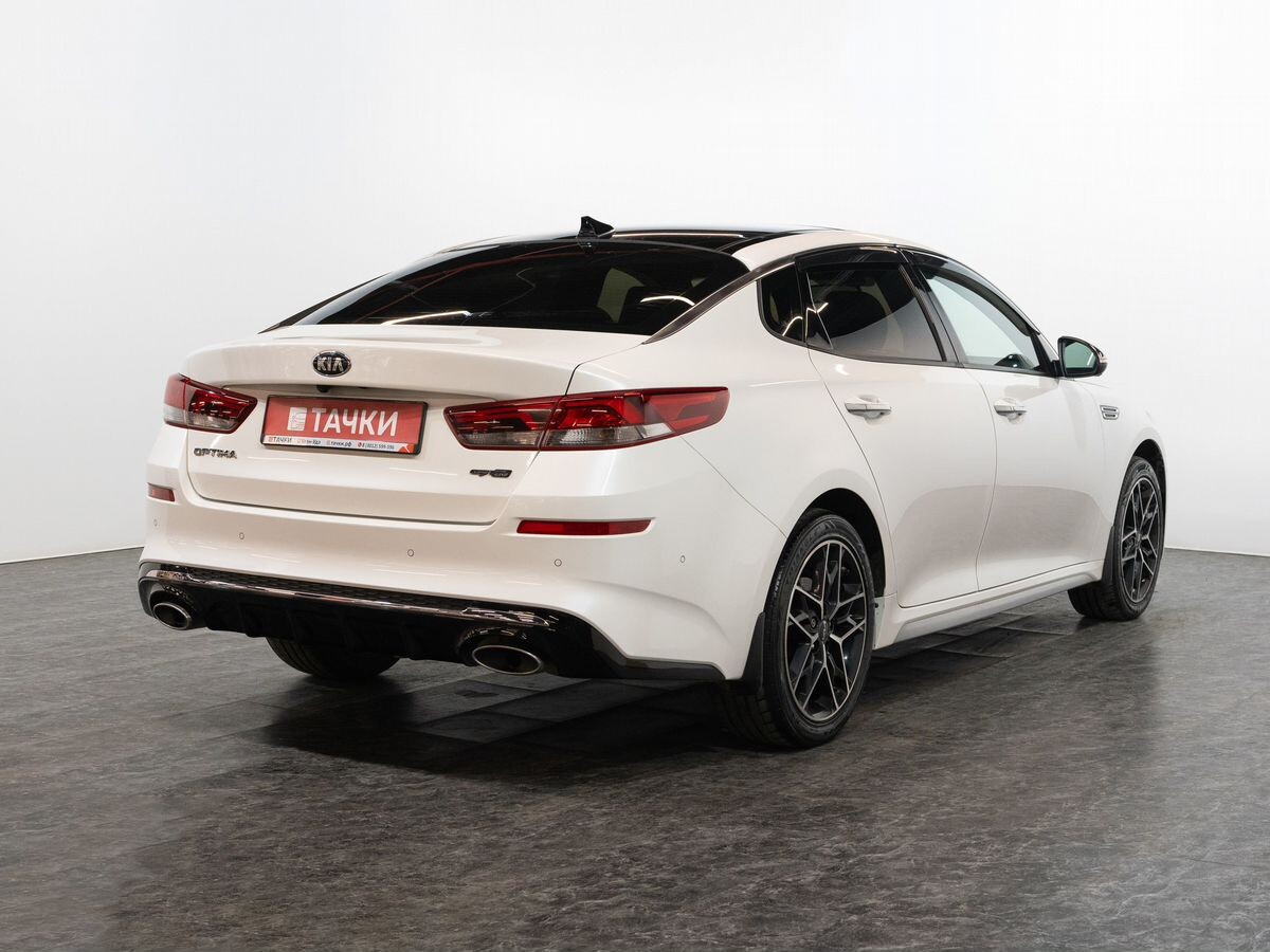 Kia Optima 2019 - фото автомобиля