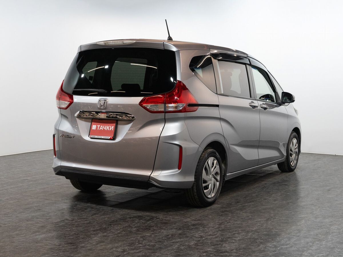 Honda Freed+ 2018 - фото автомобиля