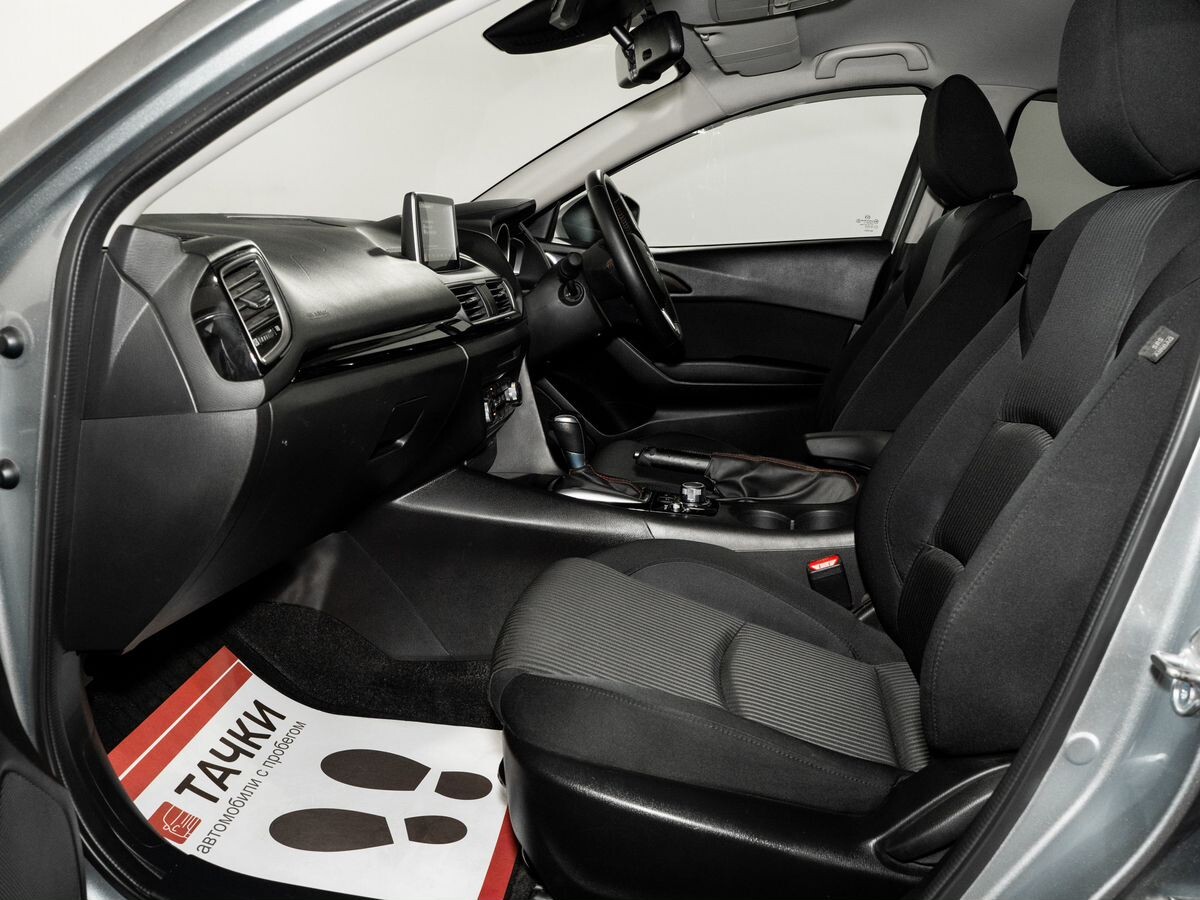 Mazda Axela 2015 - фото автомобиля