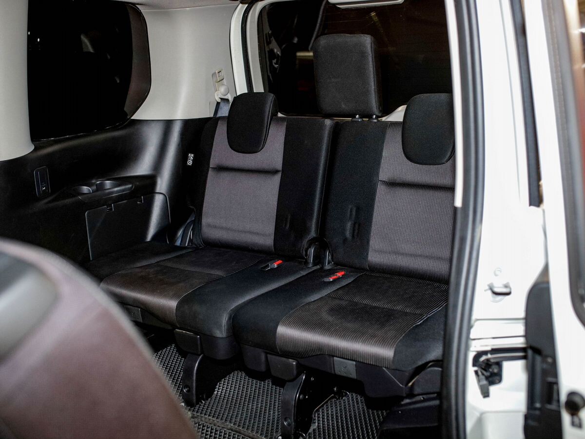 Nissan Serena 2016 - фото автомобиля