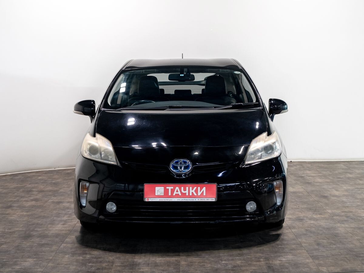 Toyota Prius 2012 - фото автомобиля
