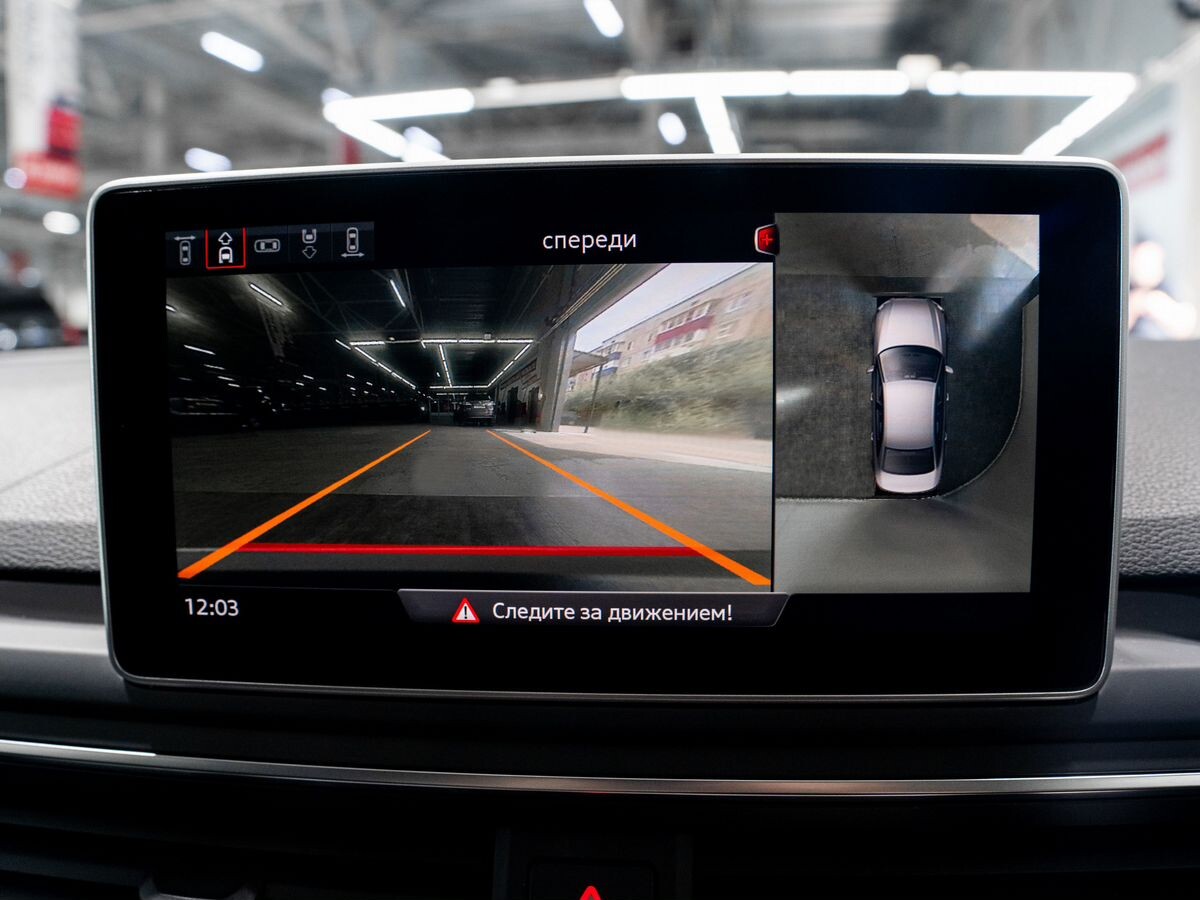 Audi A4 2019 - фото автомобиля