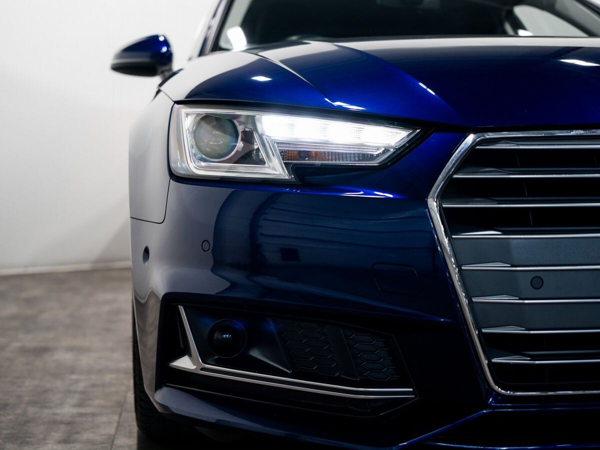 Audi A4 2019 - фото автомобиля