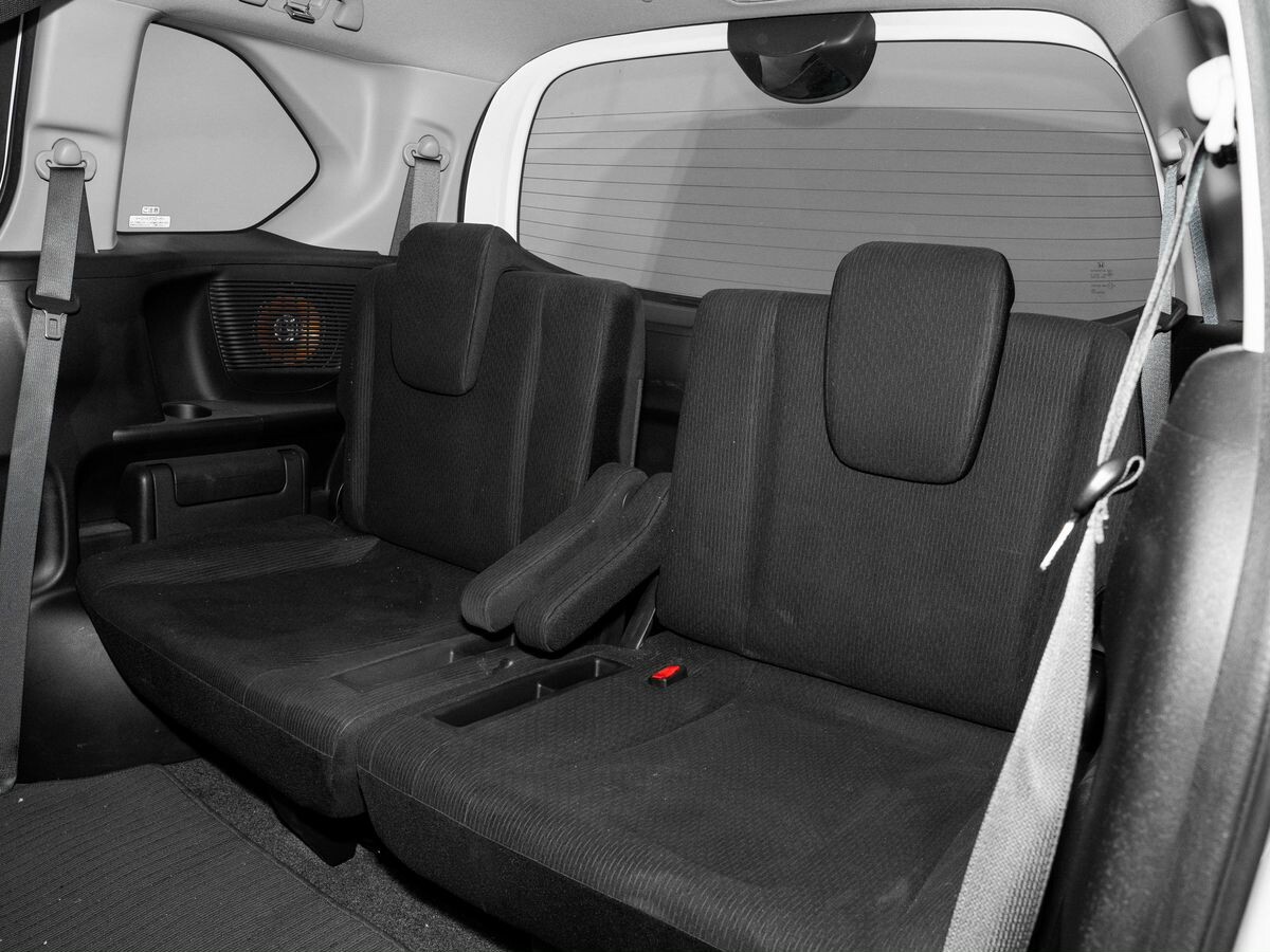 Honda Freed 2012 - фото автомобиля