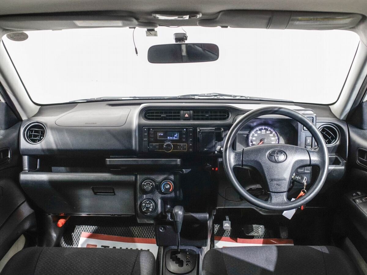 Toyota Probox 2016 - фото автомобиля
