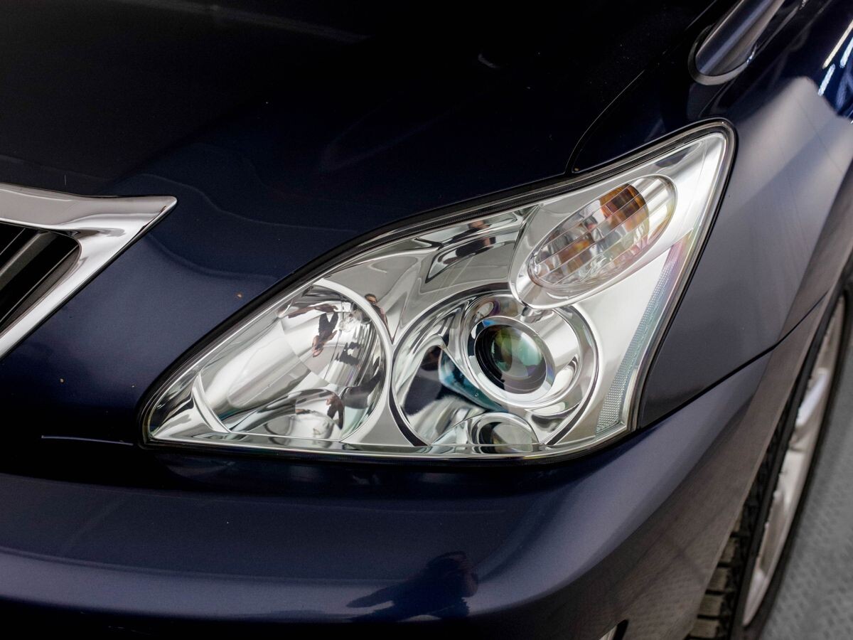 Toyota Harrier 2010 - фото автомобиля
