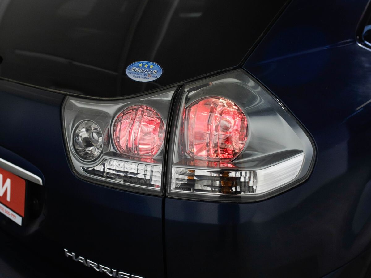Toyota Harrier 2010 - фото автомобиля