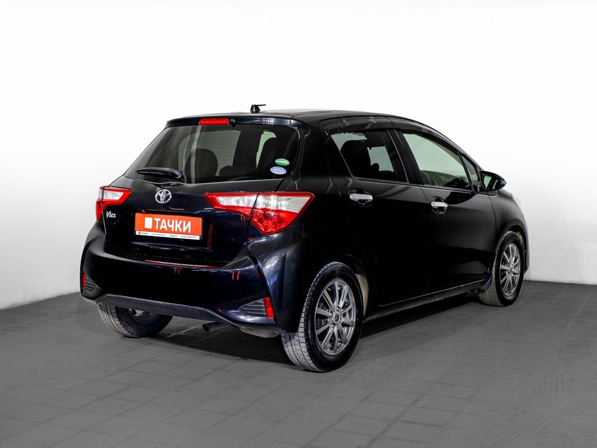 Toyota Vitz 2018 - фото автомобиля
