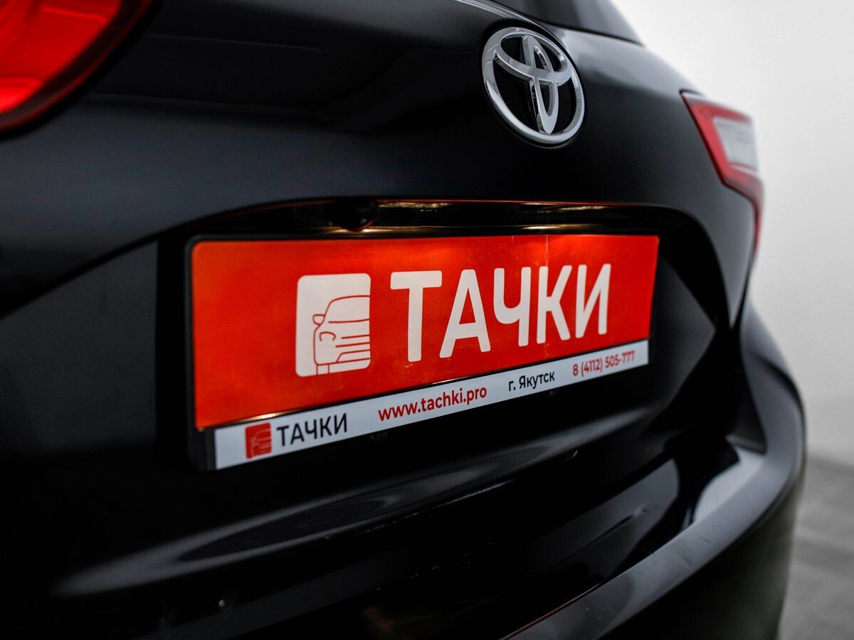 Toyota Vitz 2018 - фото автомобиля