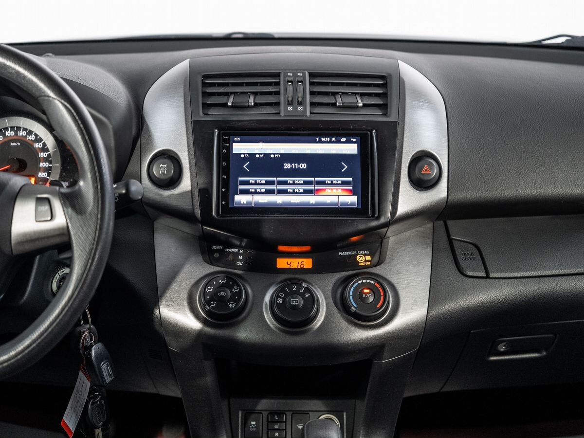 Toyota RAV4 2012 - фото автомобиля
