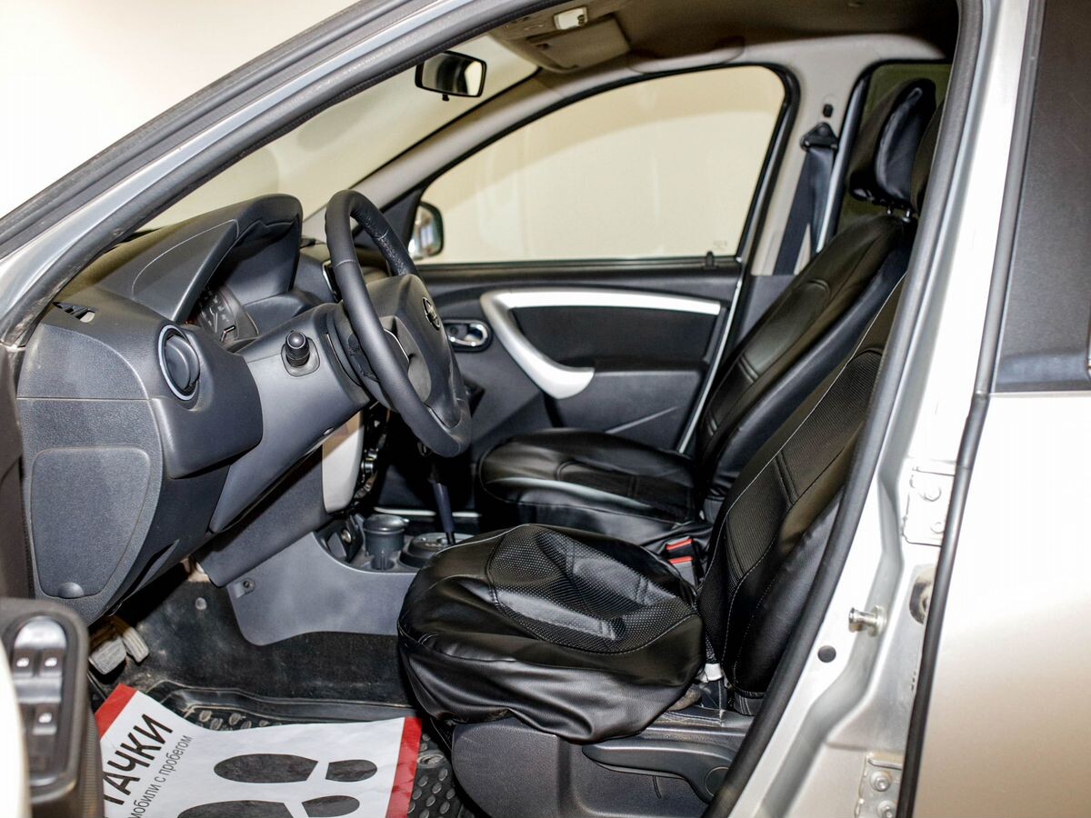 Nissan Terrano 2015 - фото автомобиля