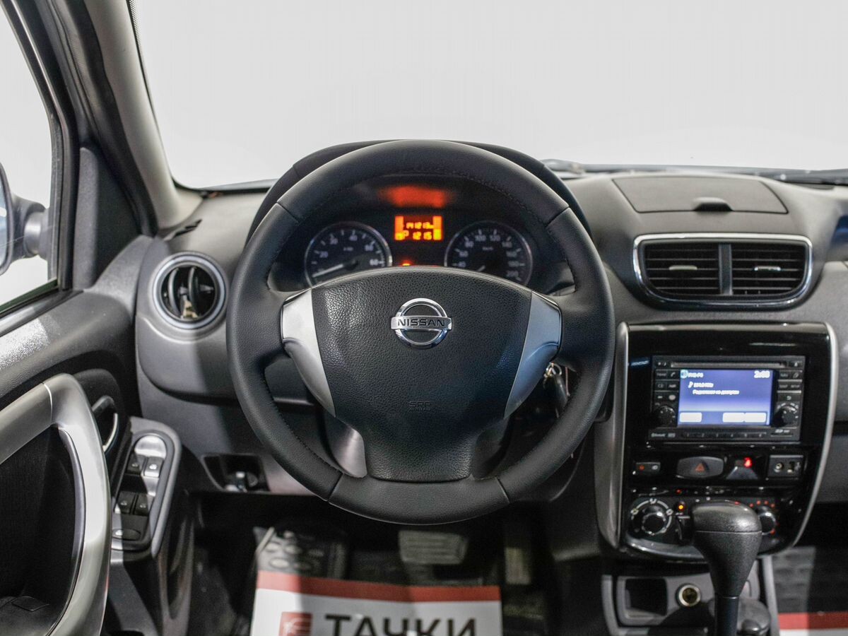 Nissan Terrano 2015 - фото автомобиля
