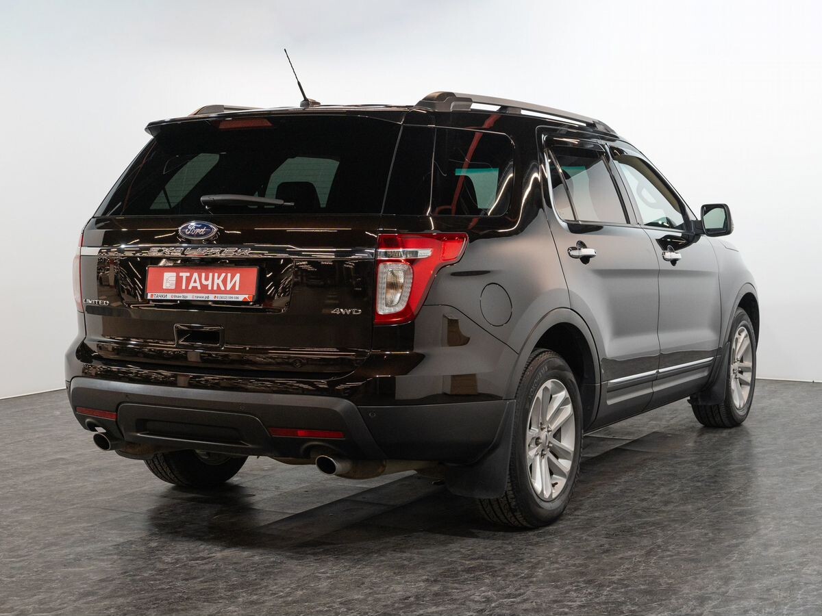 Ford Explorer 2012 - фото автомобиля