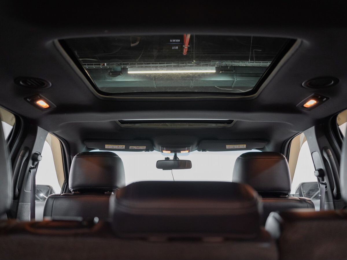 Ford Explorer 2012 - фото автомобиля