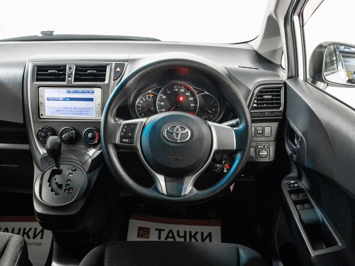 Toyota Ractis 2012 - фото автомобиля